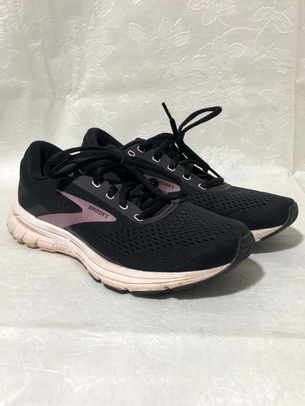 Brooks Signal 3 Women’s Sneakers Shoe Size 8.5
